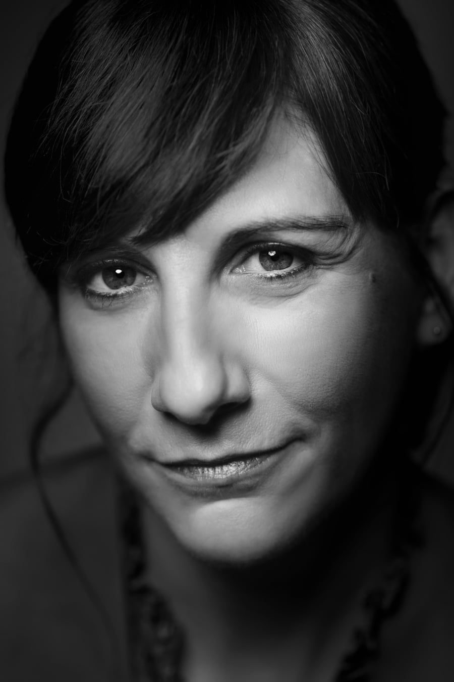 Foto retrato en blanco y negro de Malenia Alterio.